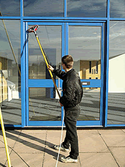 reach and wash window cleaning A1m areas We cover Hertfordshire Bedfordshire & Buckinghamshire